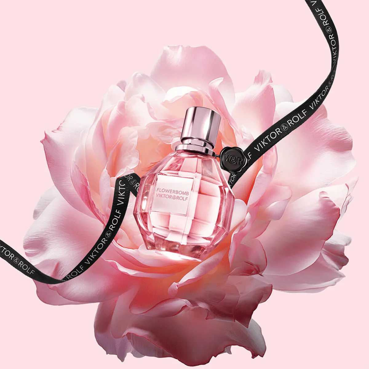 VIKTOR&ROLF FLOWERBOMB 50ml 未使用 Viktor&Rolf's Flowerbomb 50ml Eau de Parfum