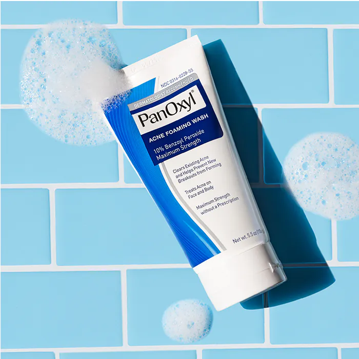 غسول رغوي لحب الشباب، قوة قصوى مع بنزويل بيروكسيد 10٪ من بانوكسيل - 156 جم
